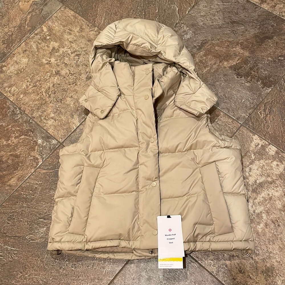 COPY - Lululemon wunder puff cropped vest size 6